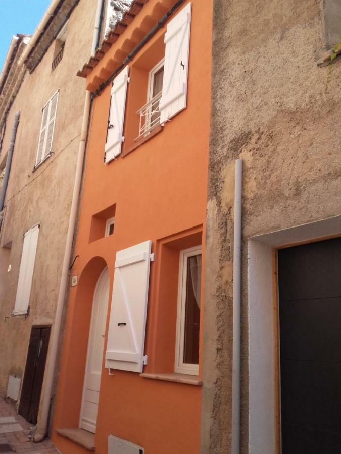 Maison De Village Bagnols-en-Foret Exterior photo