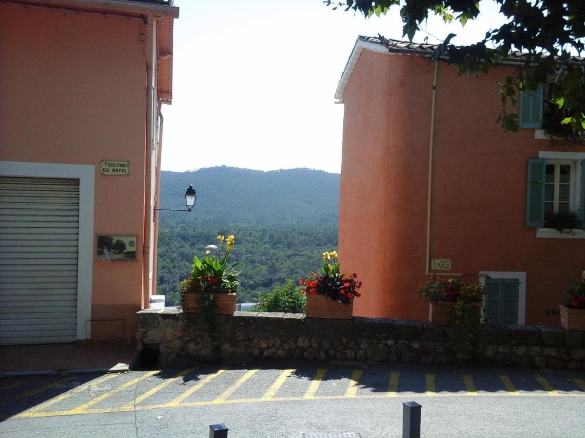 Maison De Village Bagnols-en-Foret Exterior photo